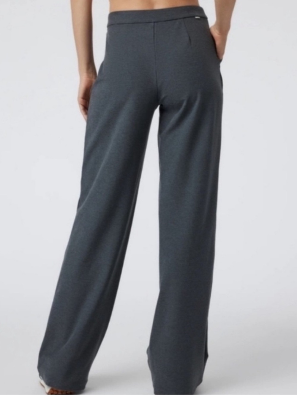 Vuori Elevation Trousers - Picture 2 of 3